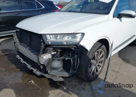 2017 Audi Q7 3.0T Premium из США, поврежденный, VIN WA1VAAF79HD002924